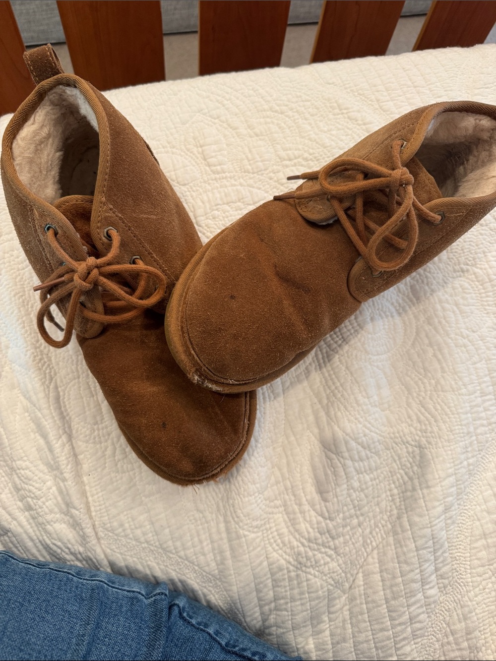 UGG Neumel Men’s Size 10 Chestnut Suede Sheepskin Chukka Boots 3236